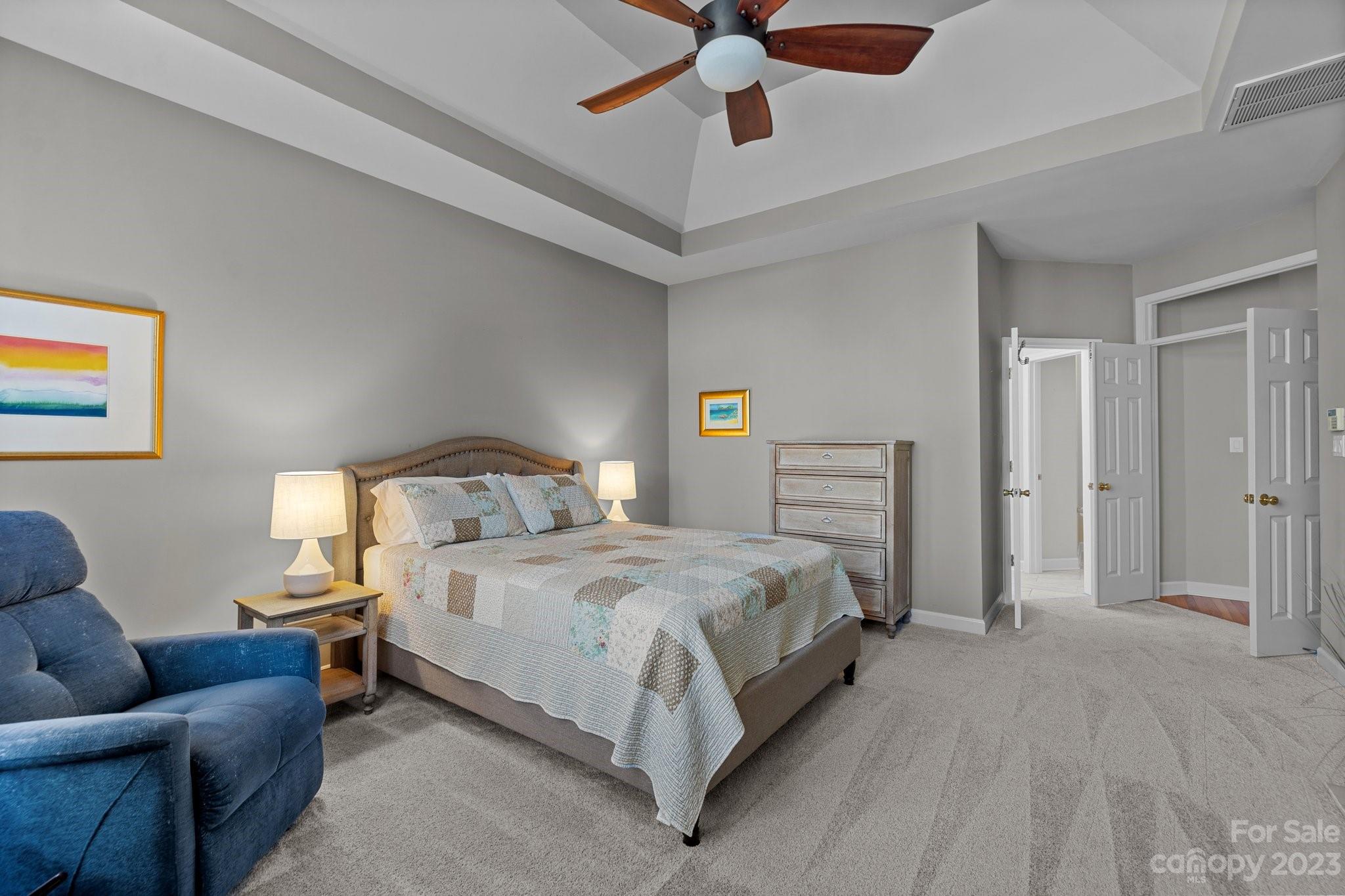 The Hamptons - Residential