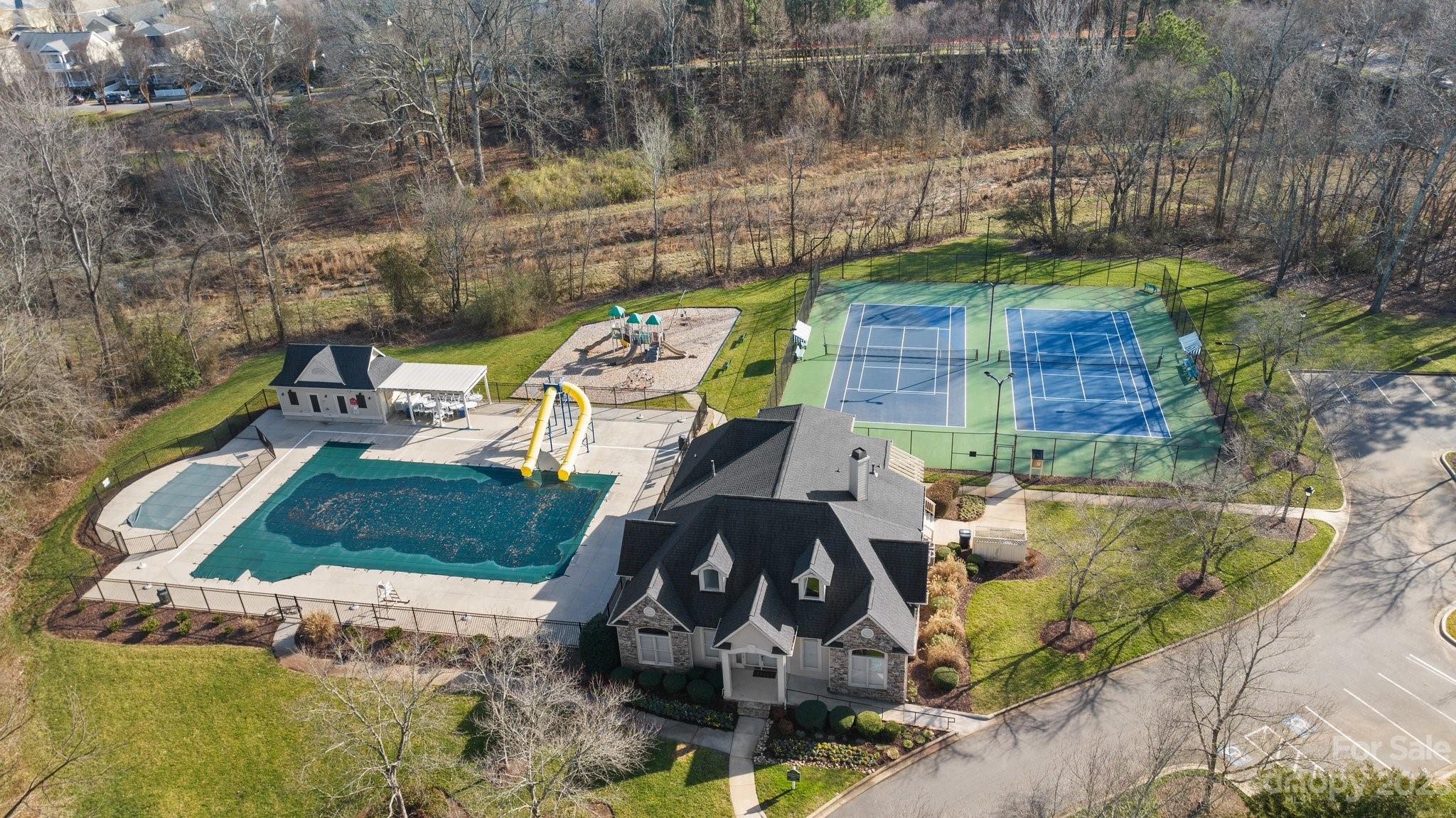 The Hamptons - Residential