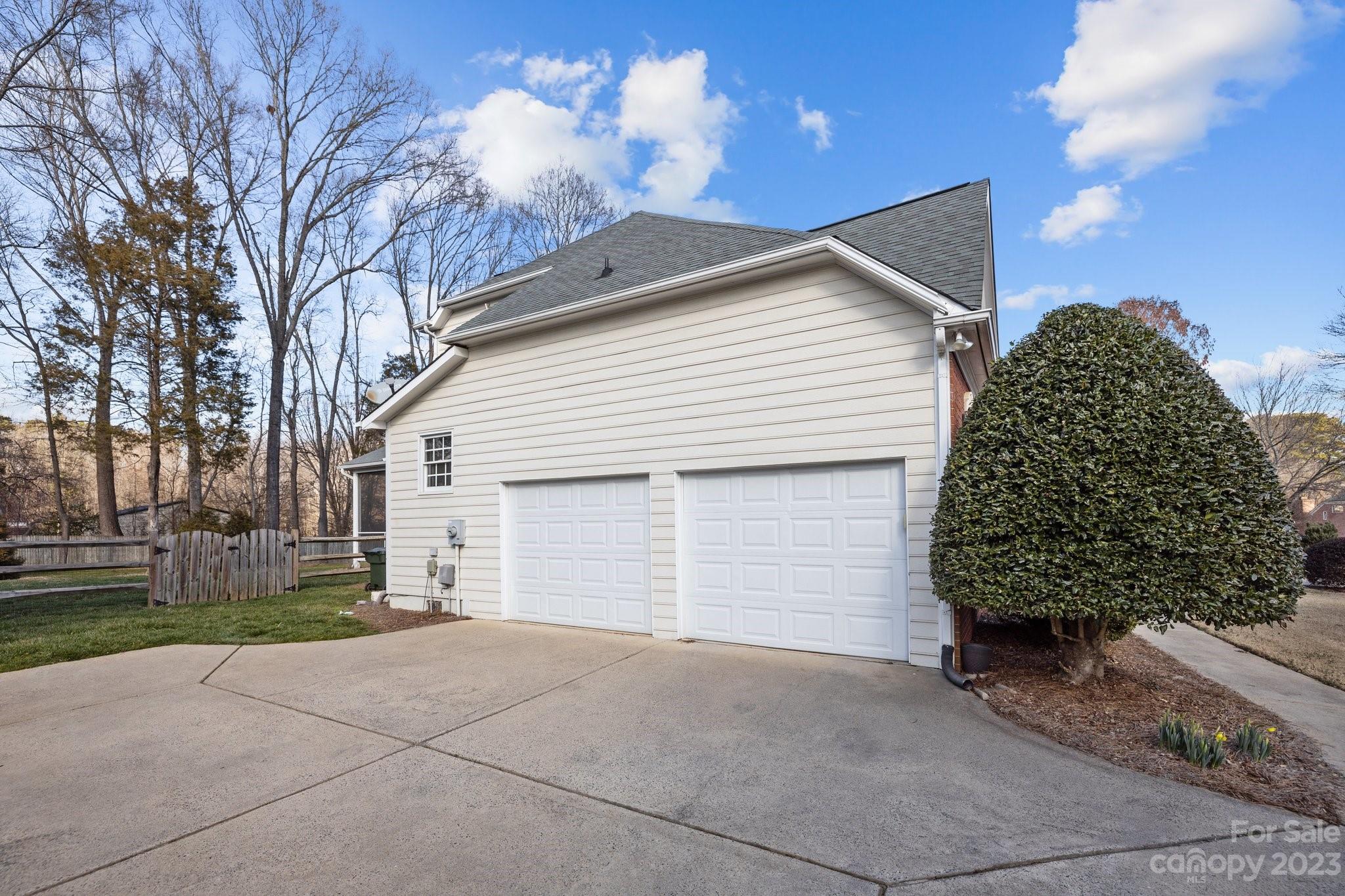 The Hamptons - Residential