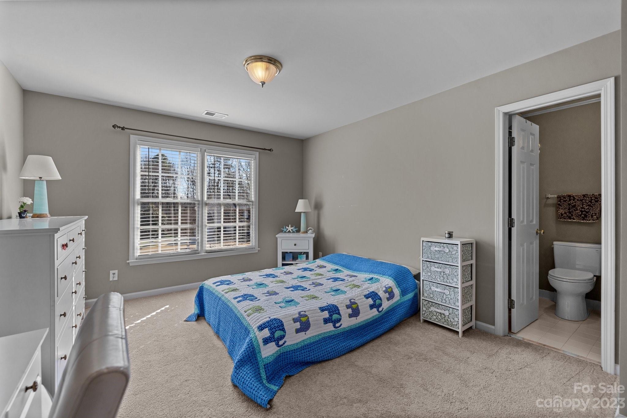 The Hamptons - Residential