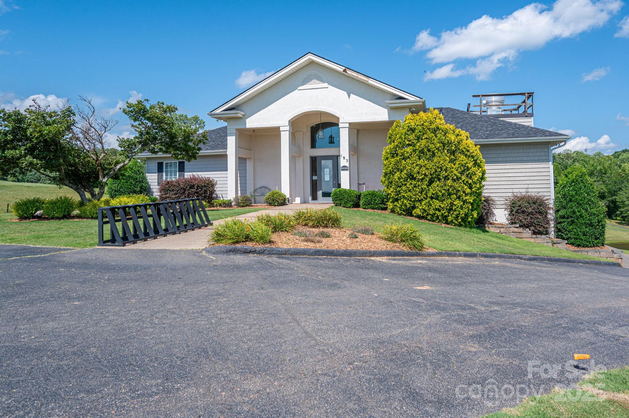 Moss Drive at Cleghorn - Land