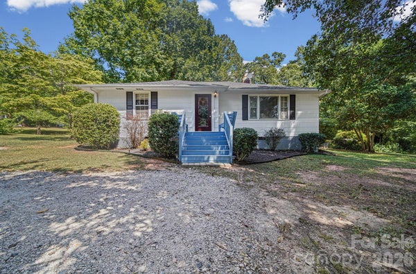 823 GREAT FALLS HWY, CHESTER, SC 29706 - Image 2e91fb6f90b136d870fde2abcf18cd3e/3800034153