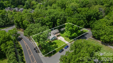 Photo of 6200 Old Providence Road, Charlotte, NC 28226 (MLS # 4391795)