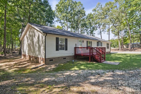 Photo of 2219 Wade Funderburk Road, Pageland, SC 29728 (MLS # 4431026)
