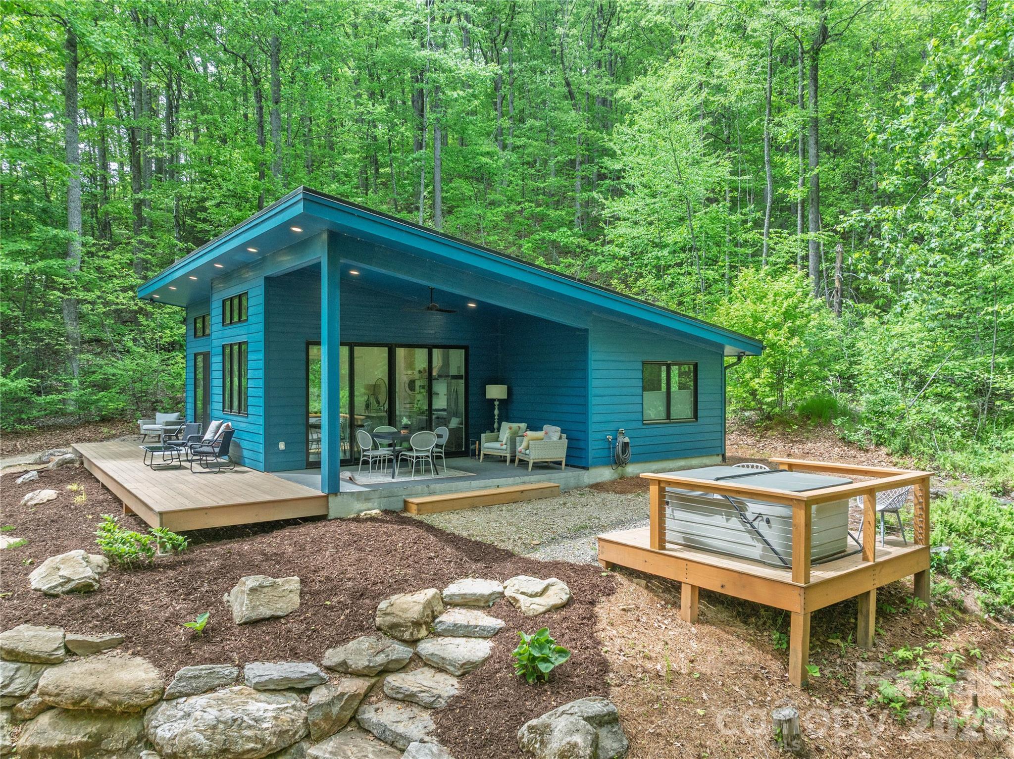 808 Mountain Cove Road