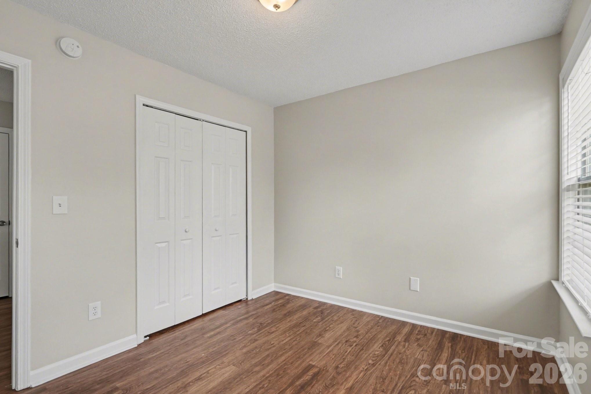 Laurel Ridge - Residential