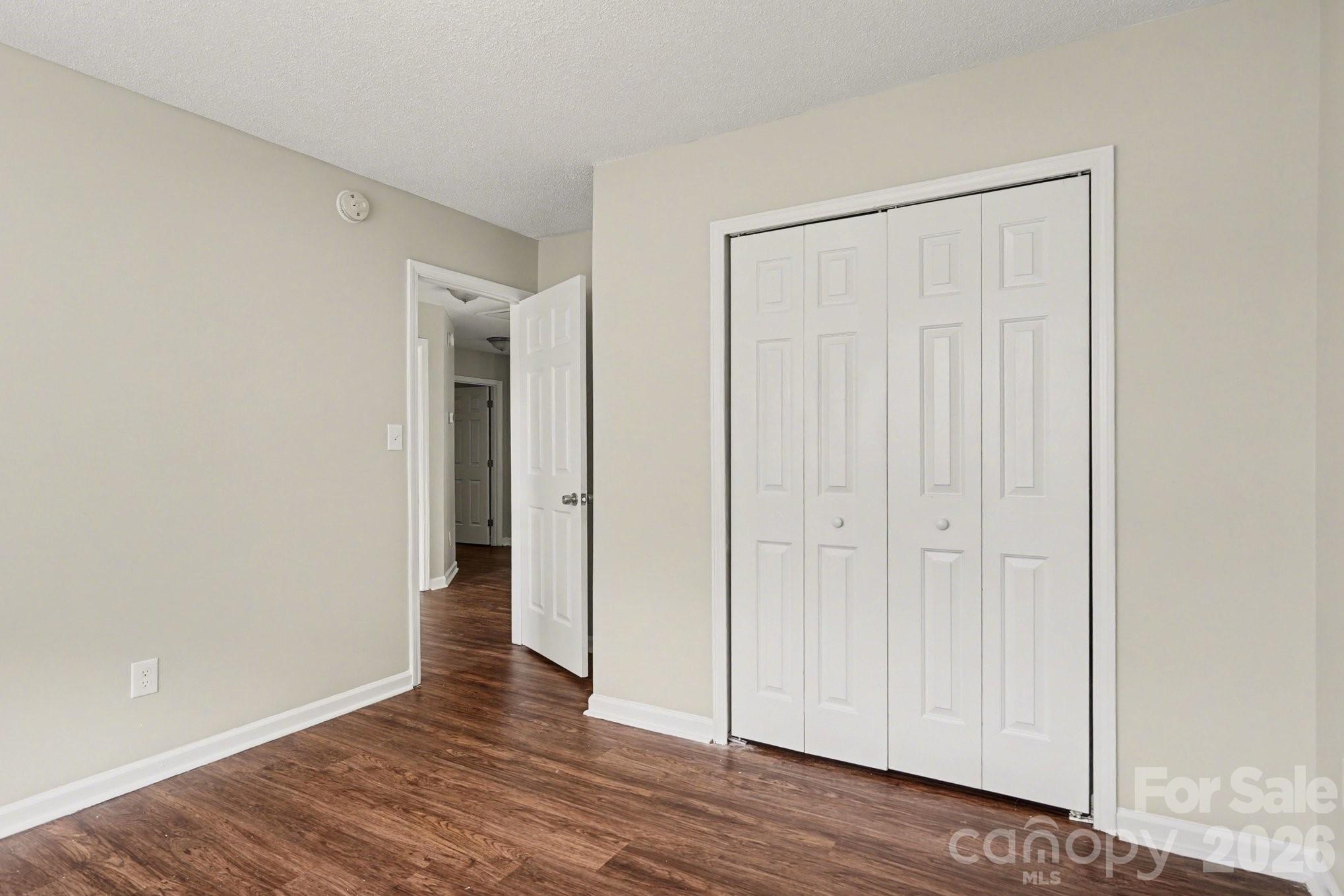 Laurel Ridge - Residential