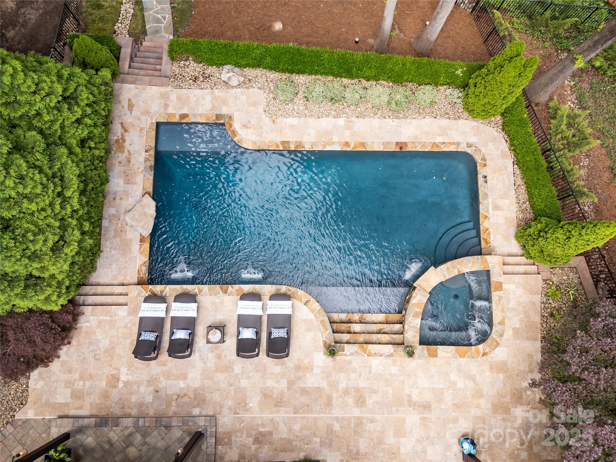 Diane Shores - Residential