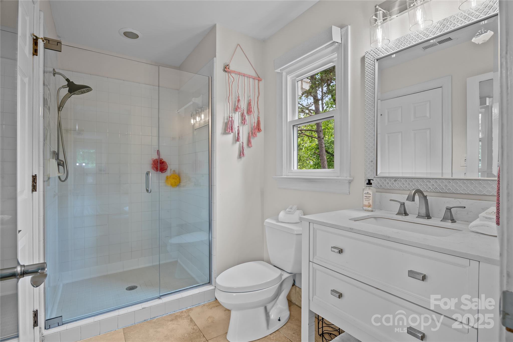 Diane Shores - Residential