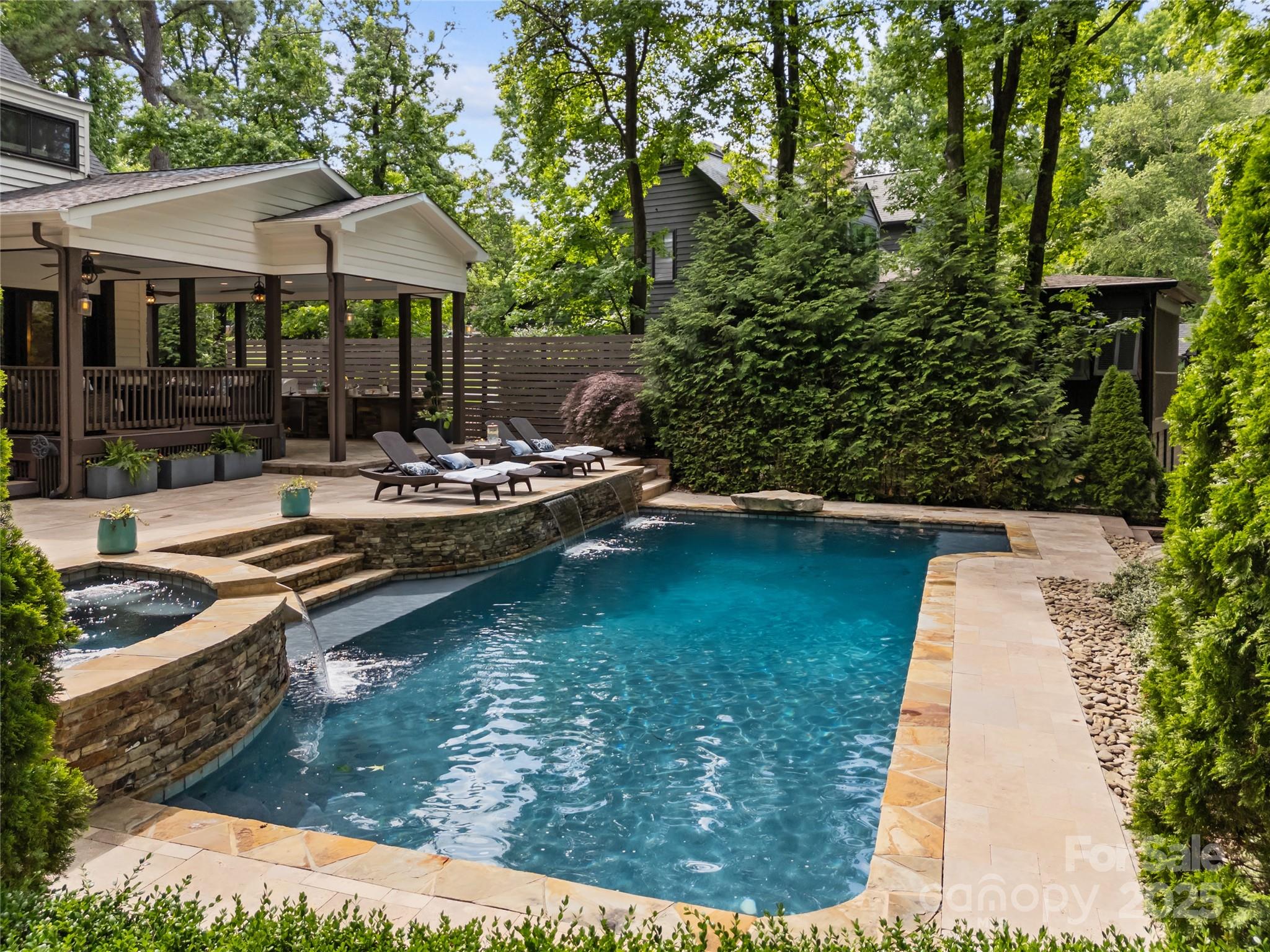 Diane Shores - Residential