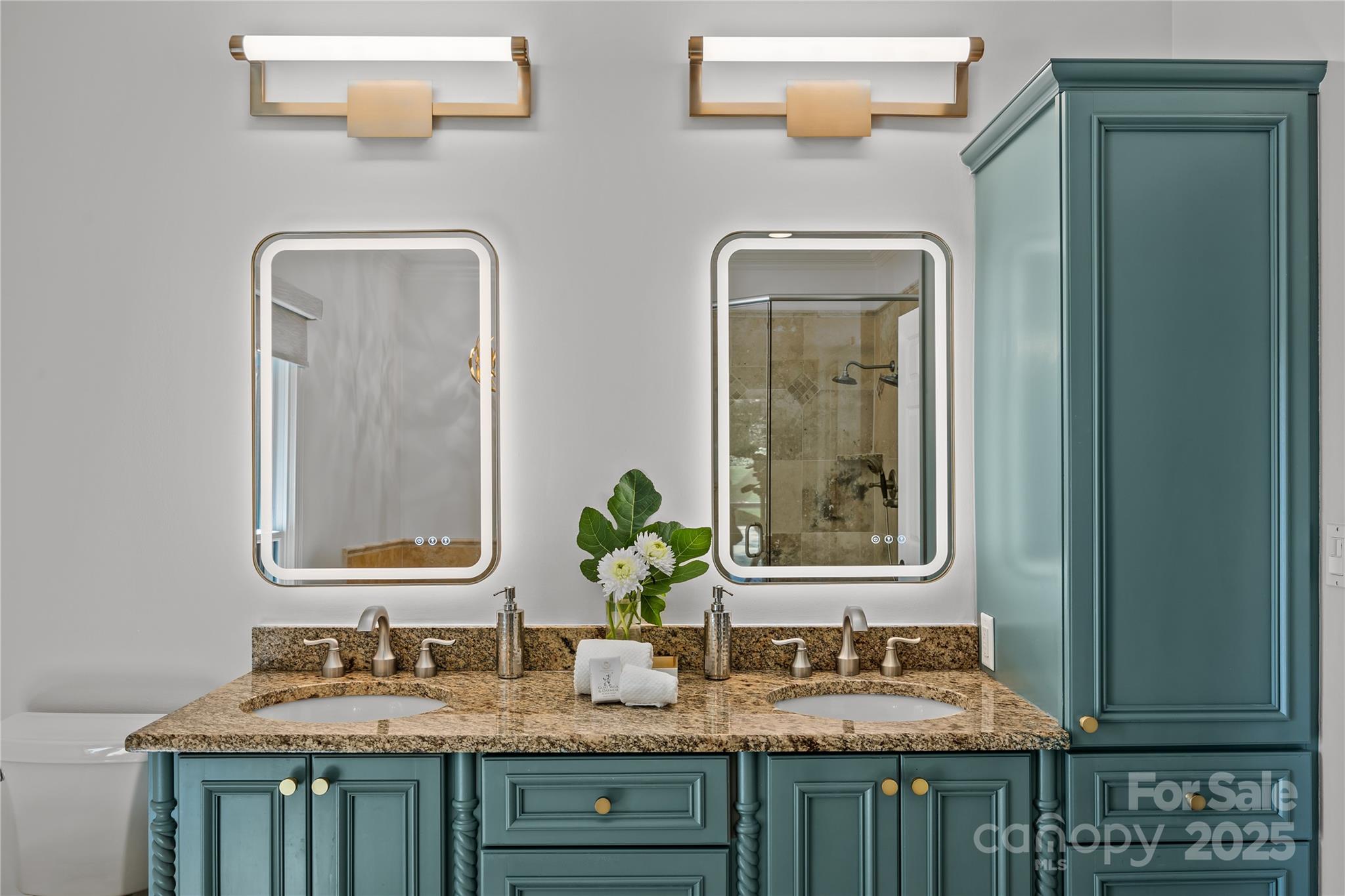 Diane Shores - Residential