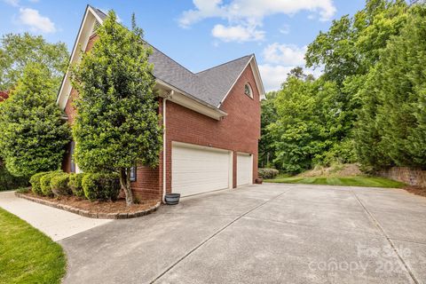 A home in Huntersville