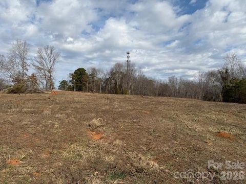 Photo of 2114 Finger Bridge Road, Hickory, NC 28602 (MLS # 4298844)