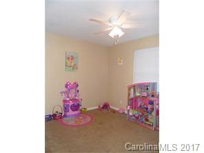 Tall Oaks - Residential