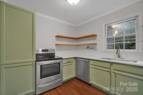 3300 Selwyn Farms Lane Charlotte NC 28209