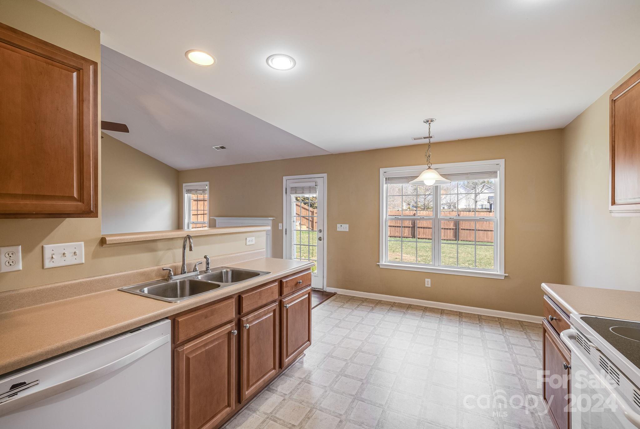 River Stone - Residential