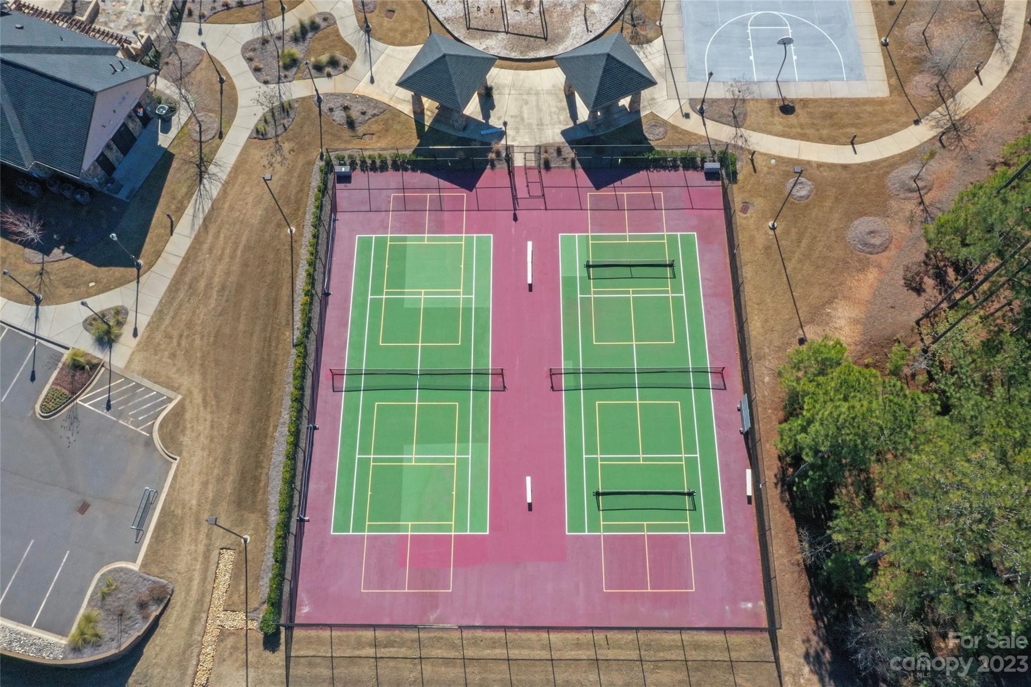 Riverchase Estates - Residential