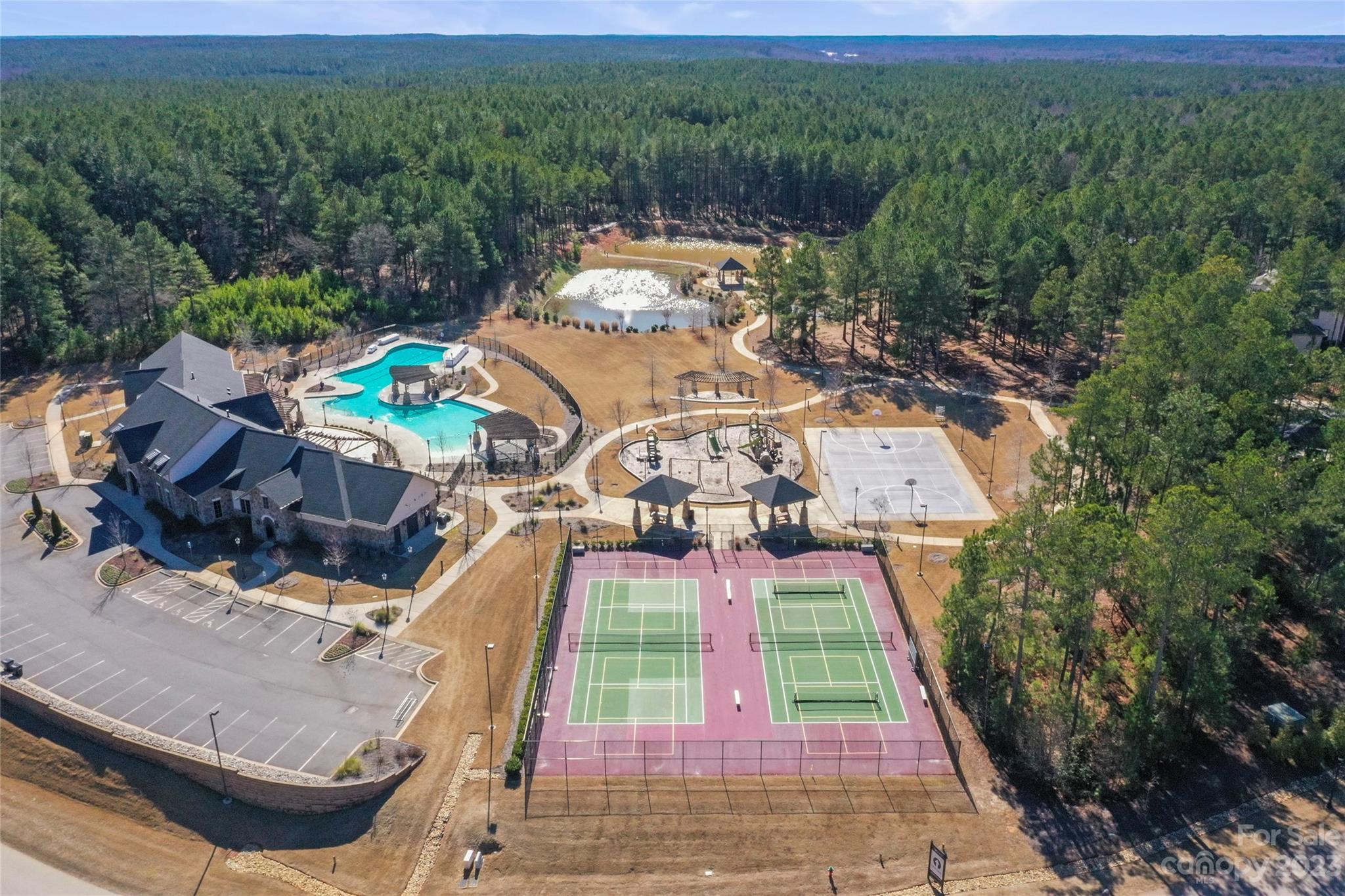 Riverchase Estates - Residential