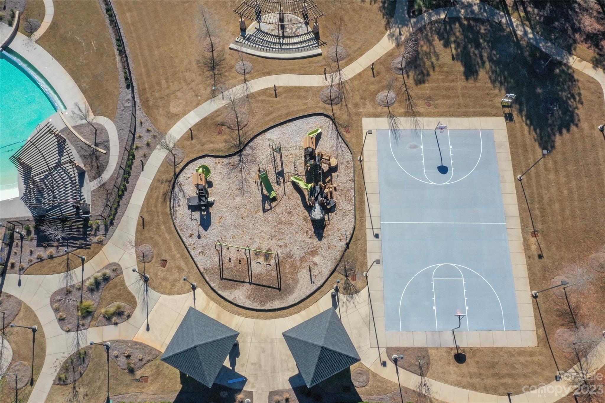 Riverchase Estates - Residential