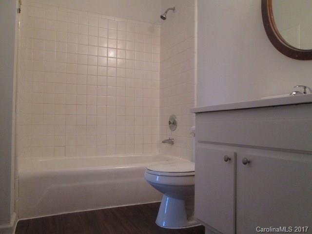 Four Seasons - Residential Lease