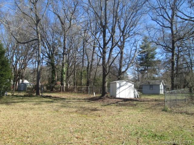 Four Seasons - Residential Lease