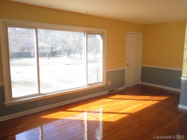 Four Seasons - Residential Lease