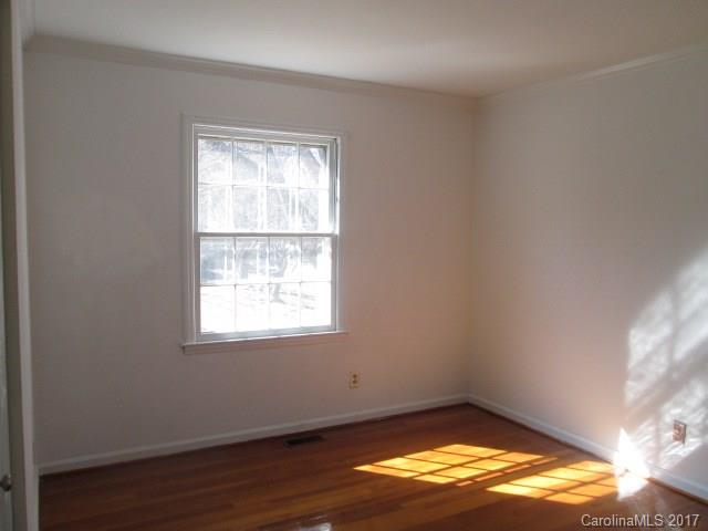 Four Seasons - Residential Lease