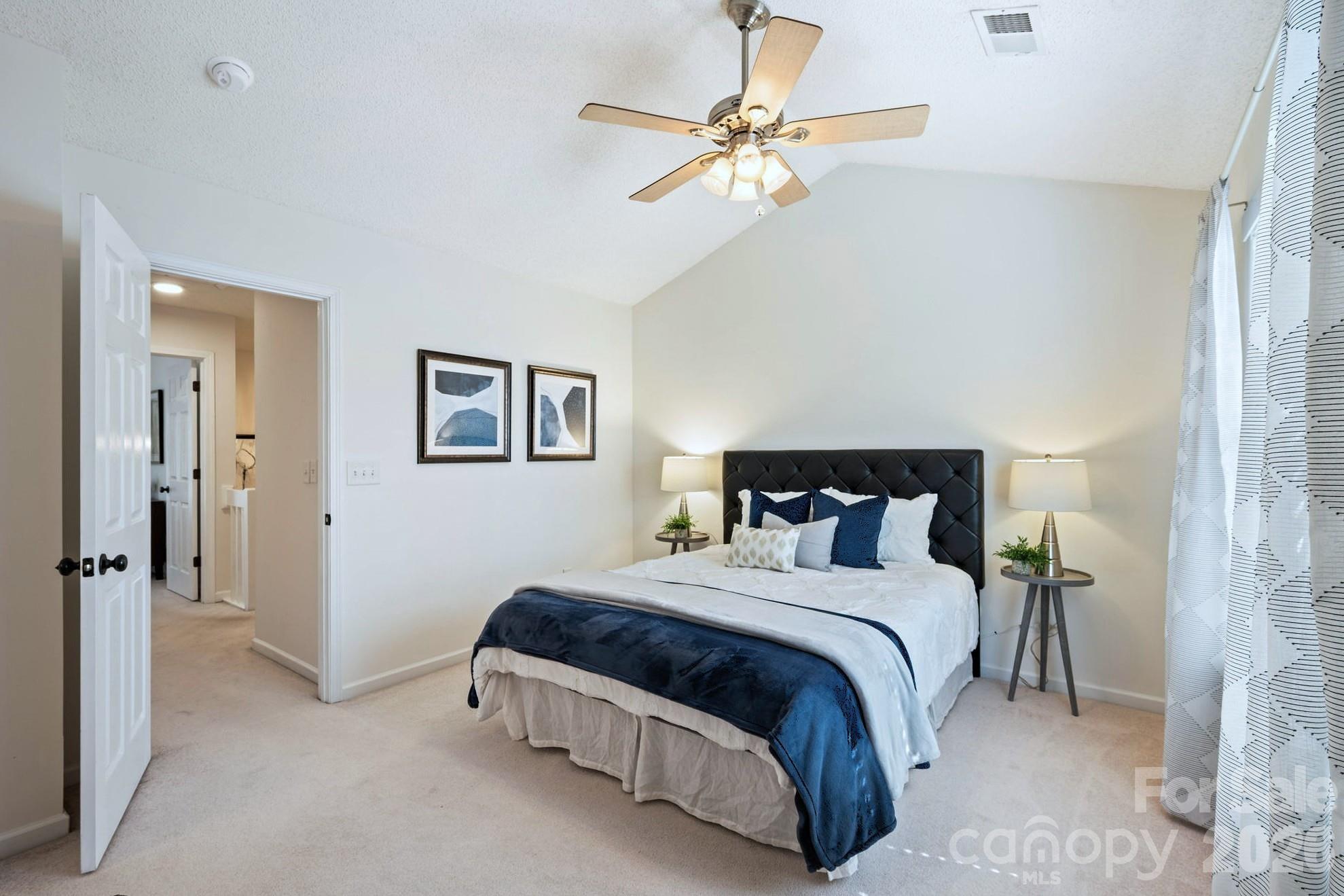 Holly Ridge - Residential