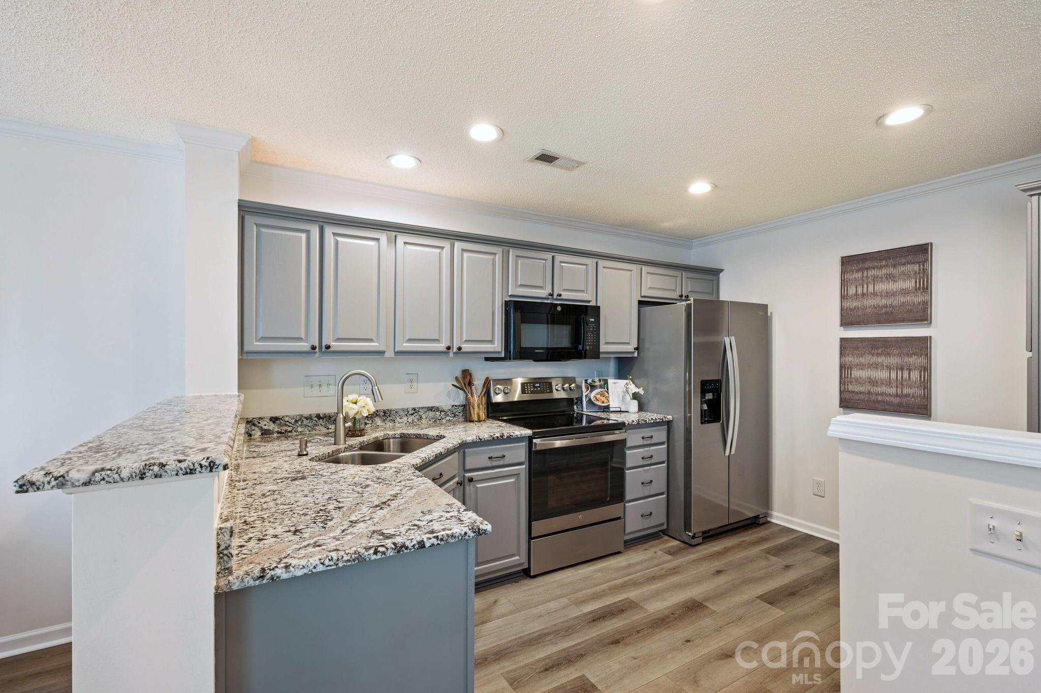 Holly Ridge - Residential