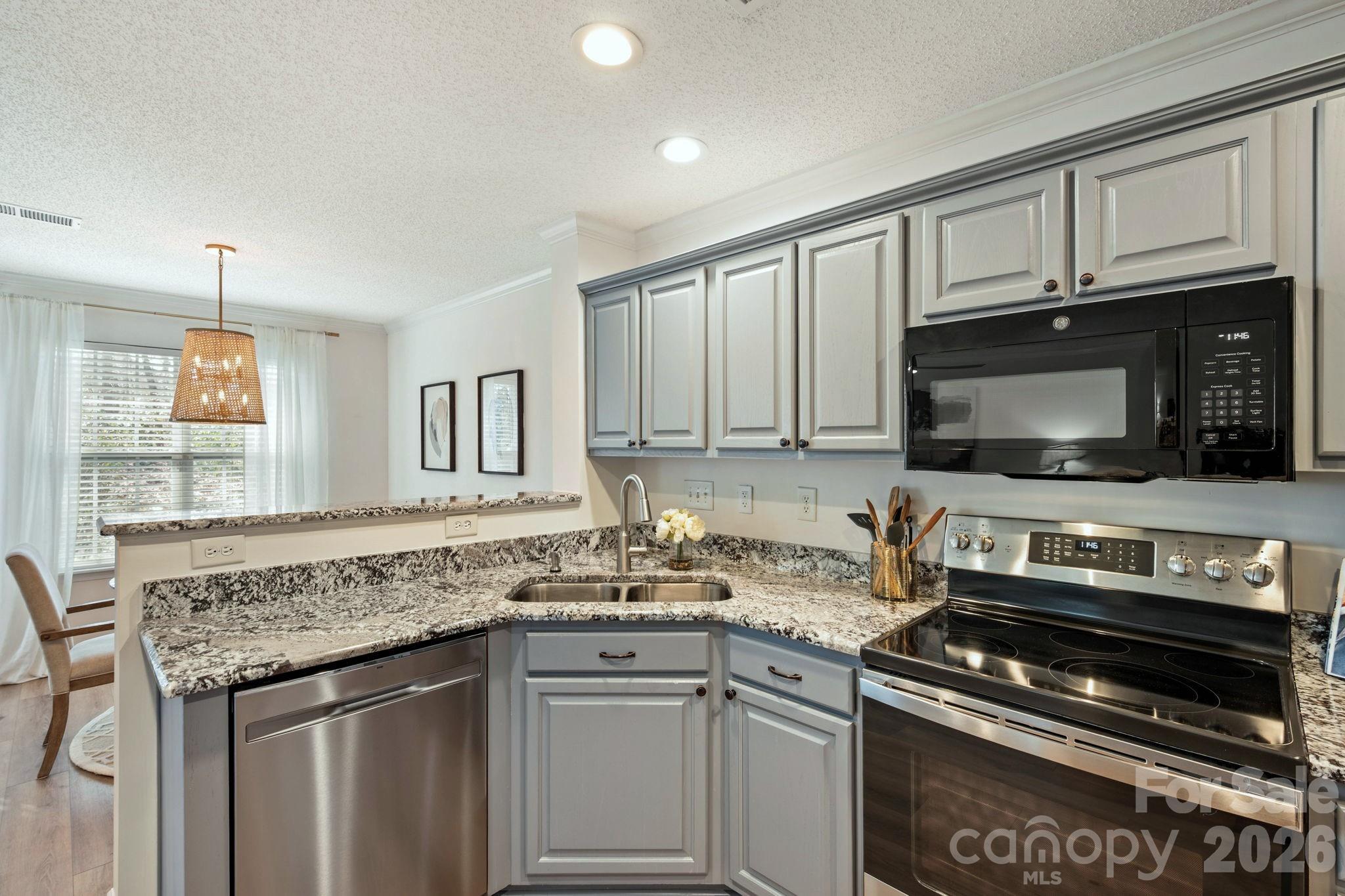 Holly Ridge - Residential