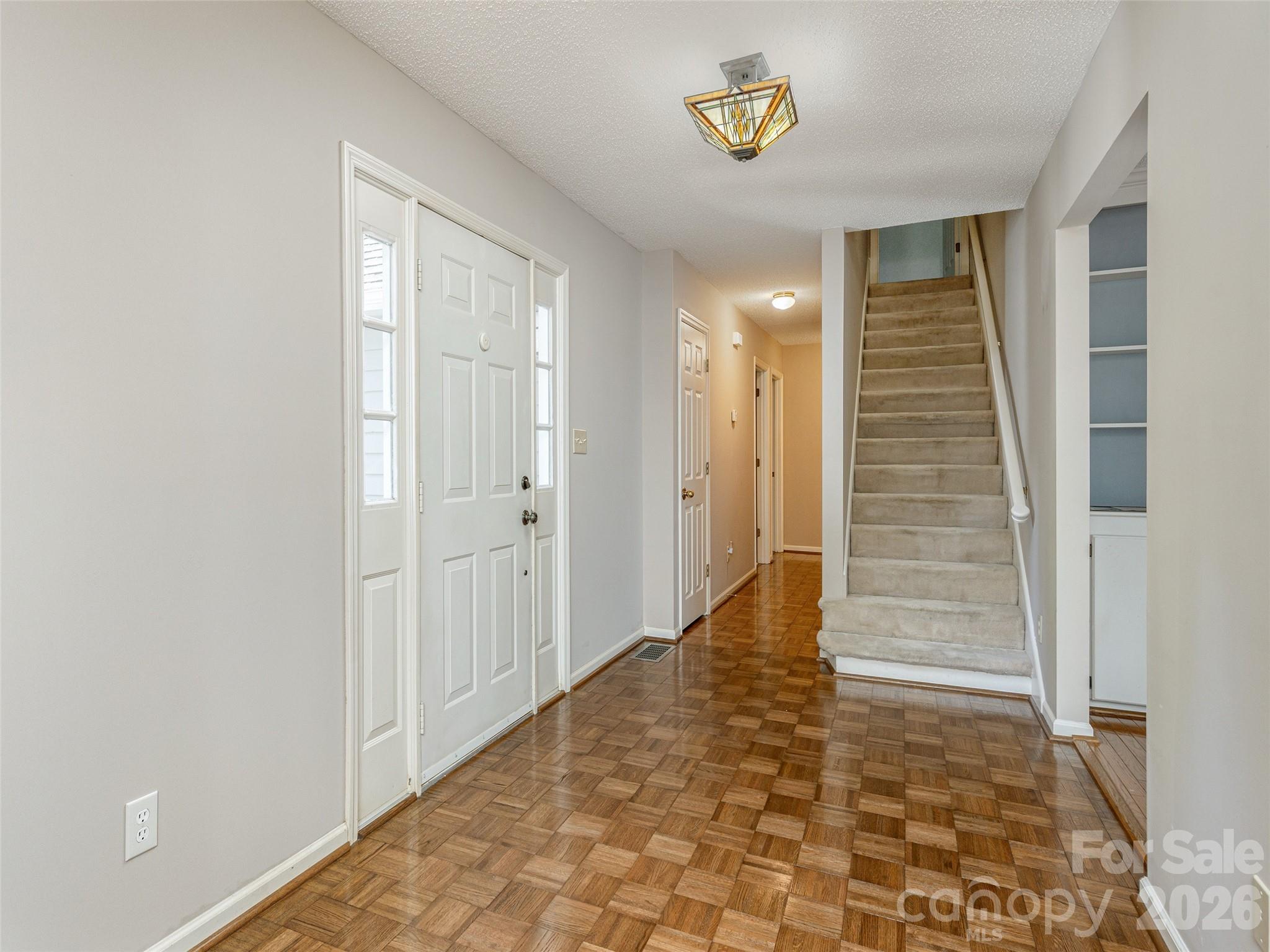 15 Glen Crest Drive