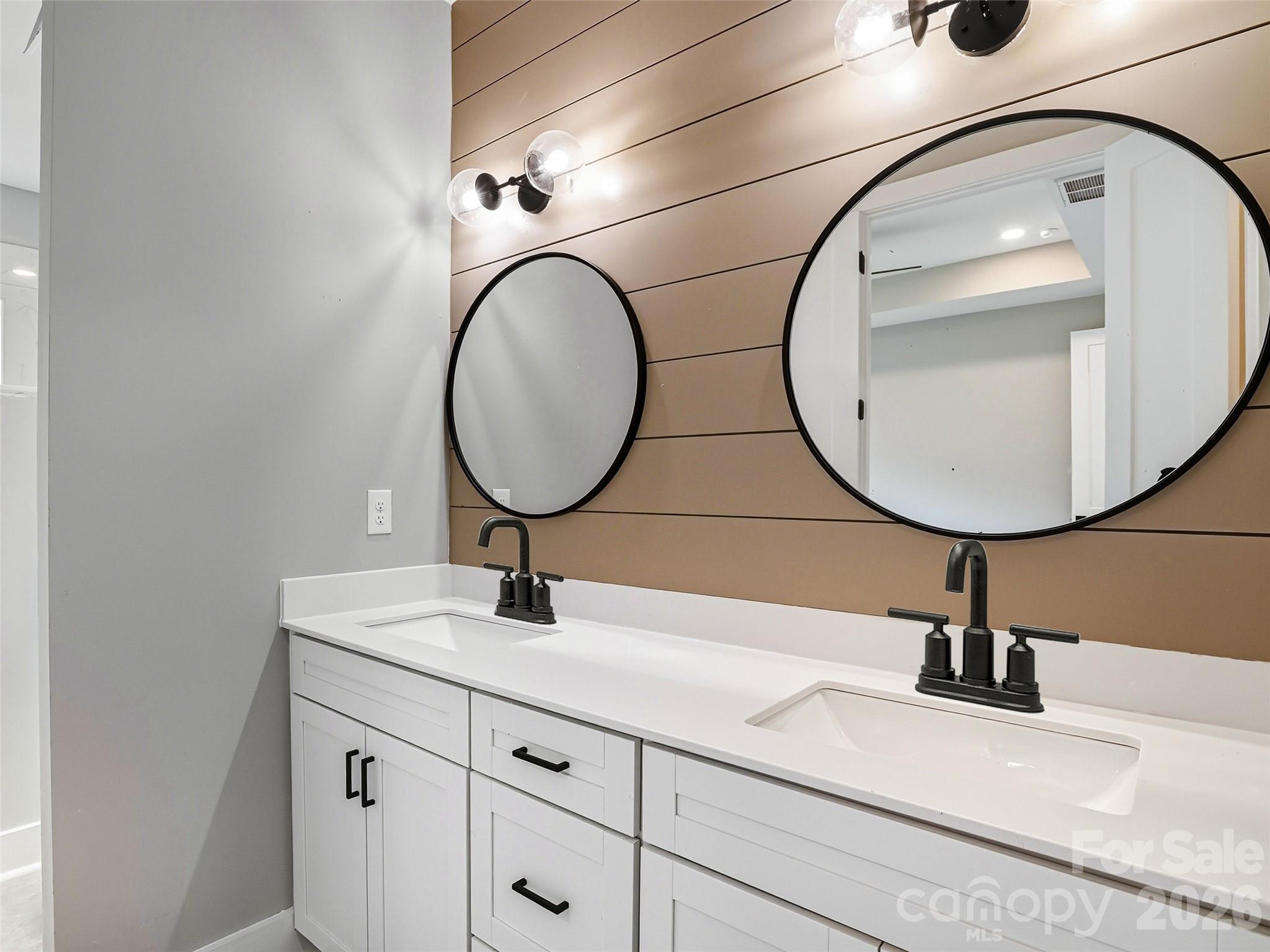 Chapel Crossing - Residential