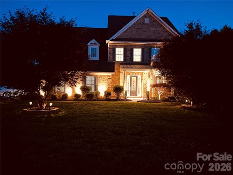 Photo of 7405 Spice Bush Court, Waxhaw, NC 28173 (MLS # 4376349)