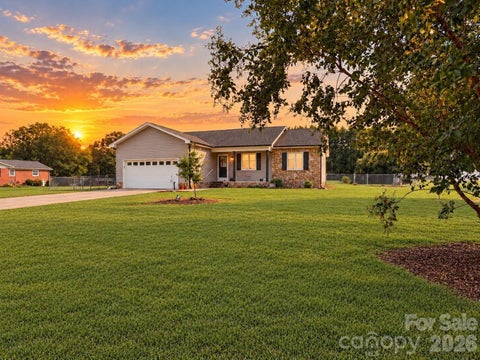 Photo of 1677 Allen Lane, Conover, NC 28613 (MLS # 4427933)