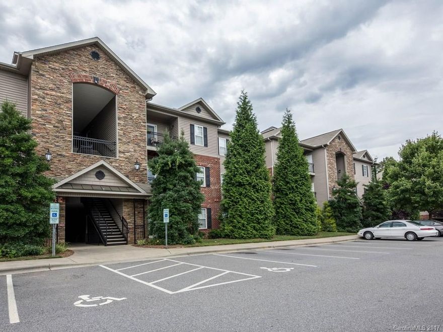 Great 2/2 condo on second level. Quiet and convenient location just south of downtown. Close to both downtown and S Asheville amenities. Fresh paint and carpets cleaned. Move in ready! Measurements per Tax records.