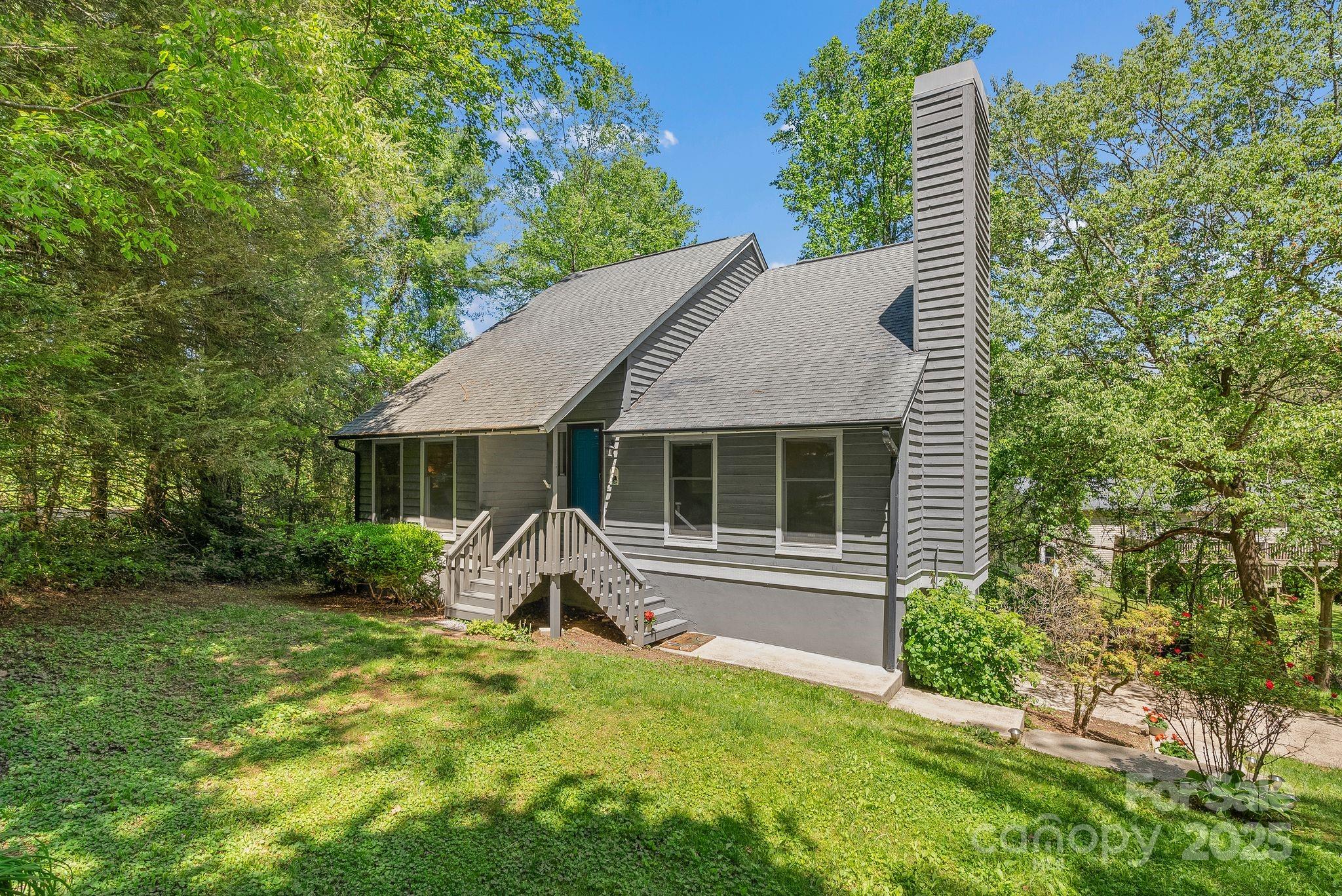 168 Scarlet Drive