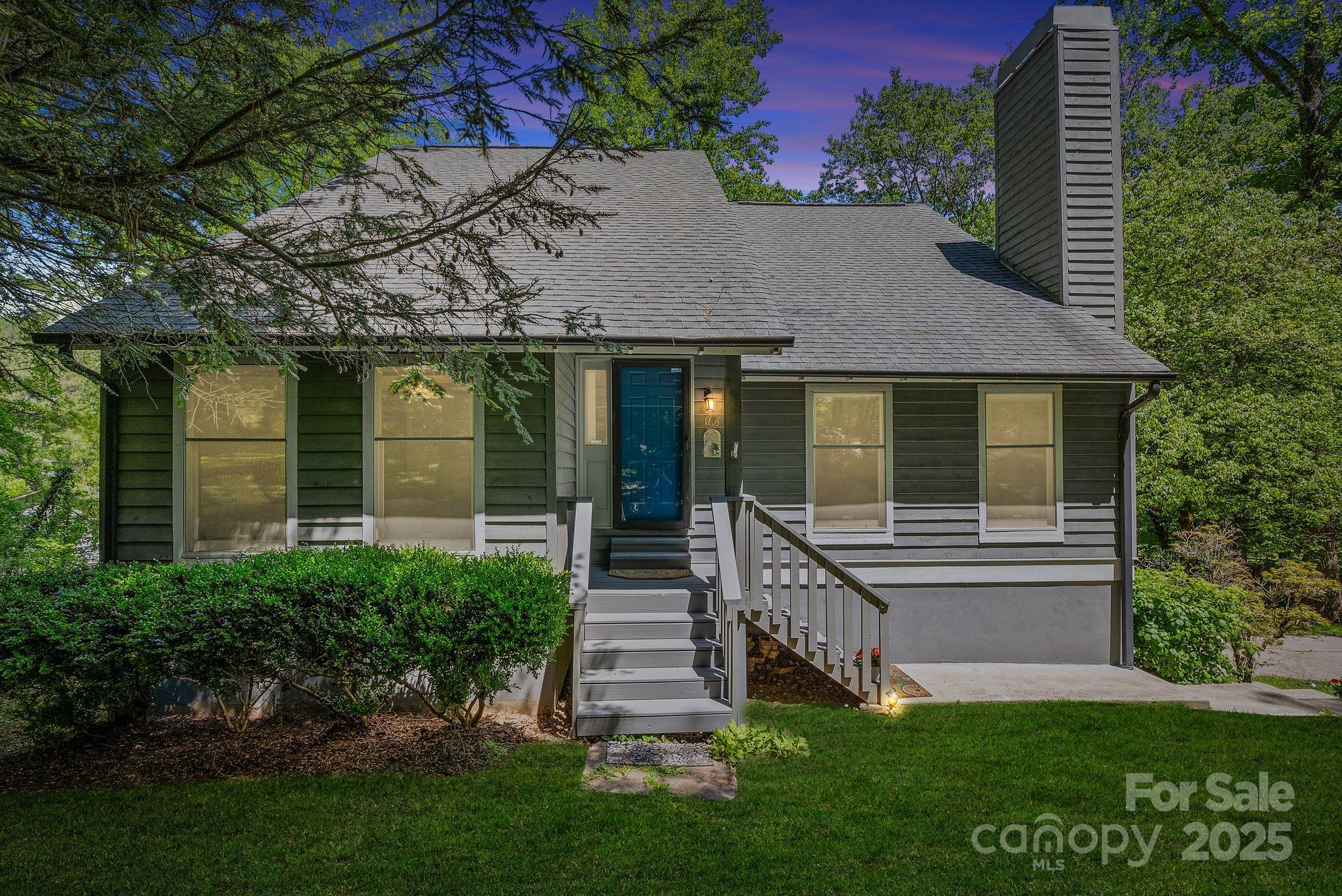 168 Scarlet Drive