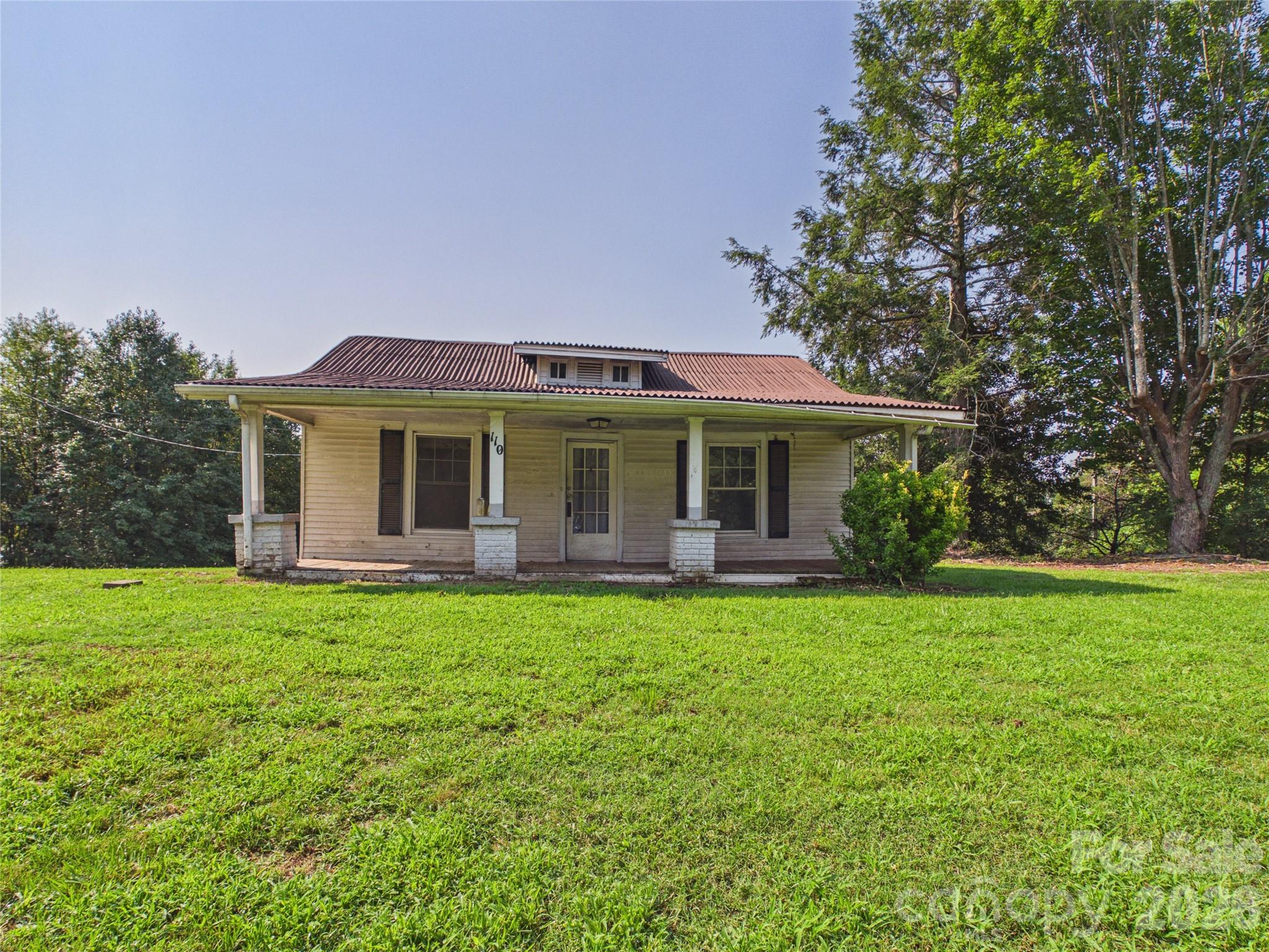 110 Woodlane Street