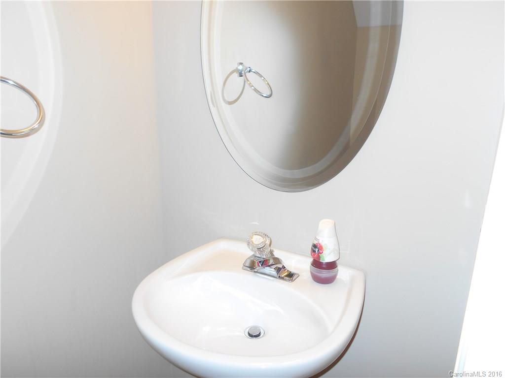 Villages Of Avonlea - Residential Lease