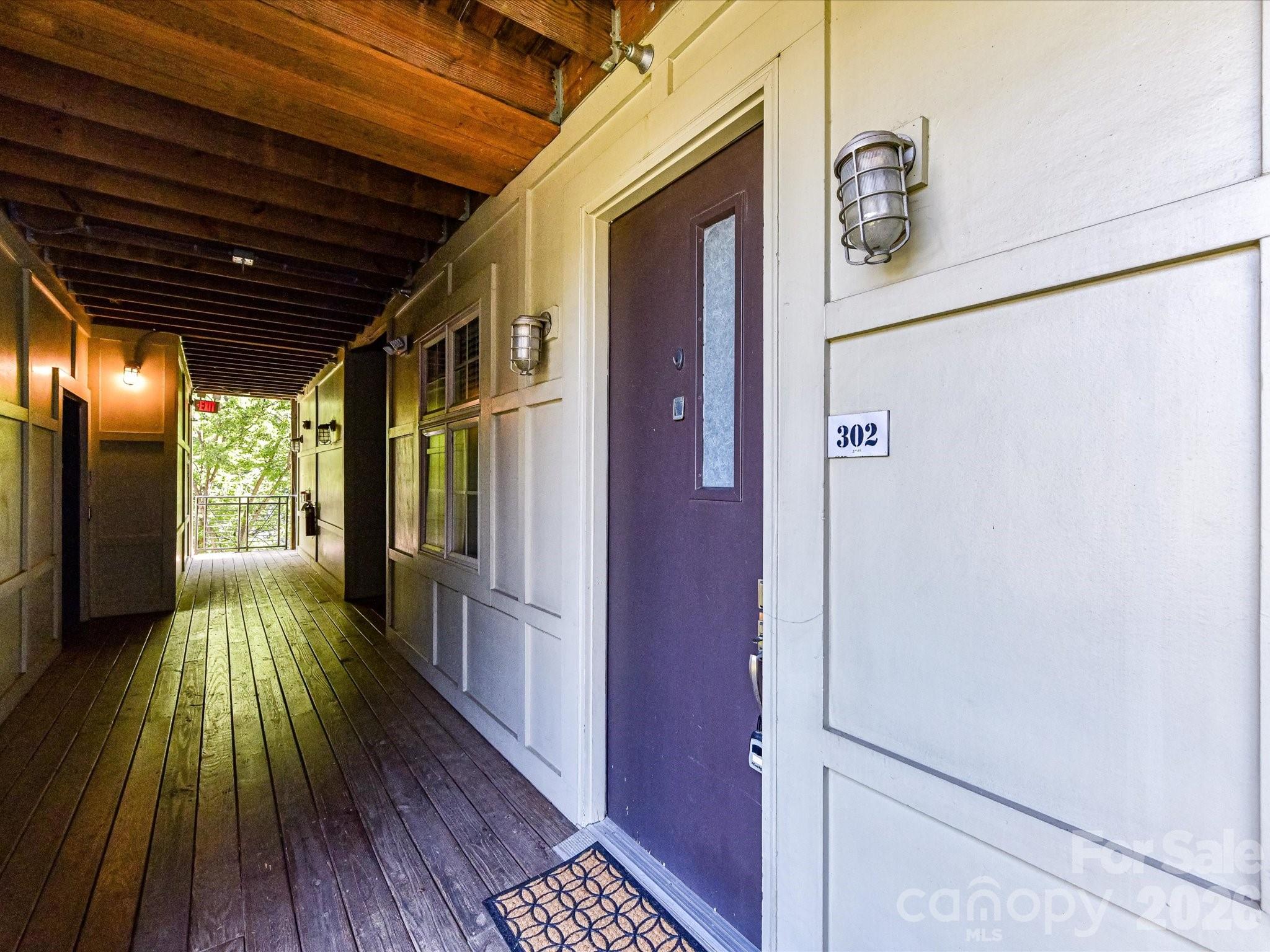 1101 W 1st Street 302