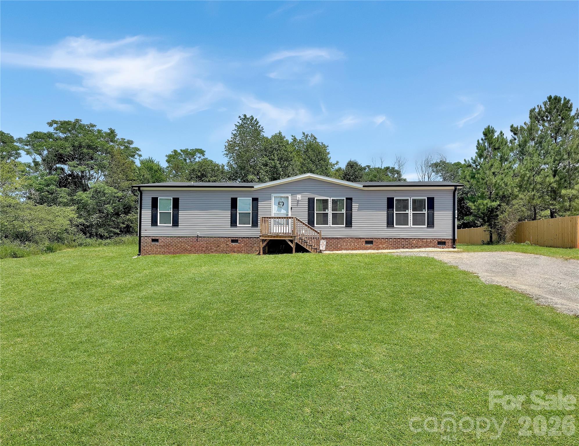 206 Fairchase Circle