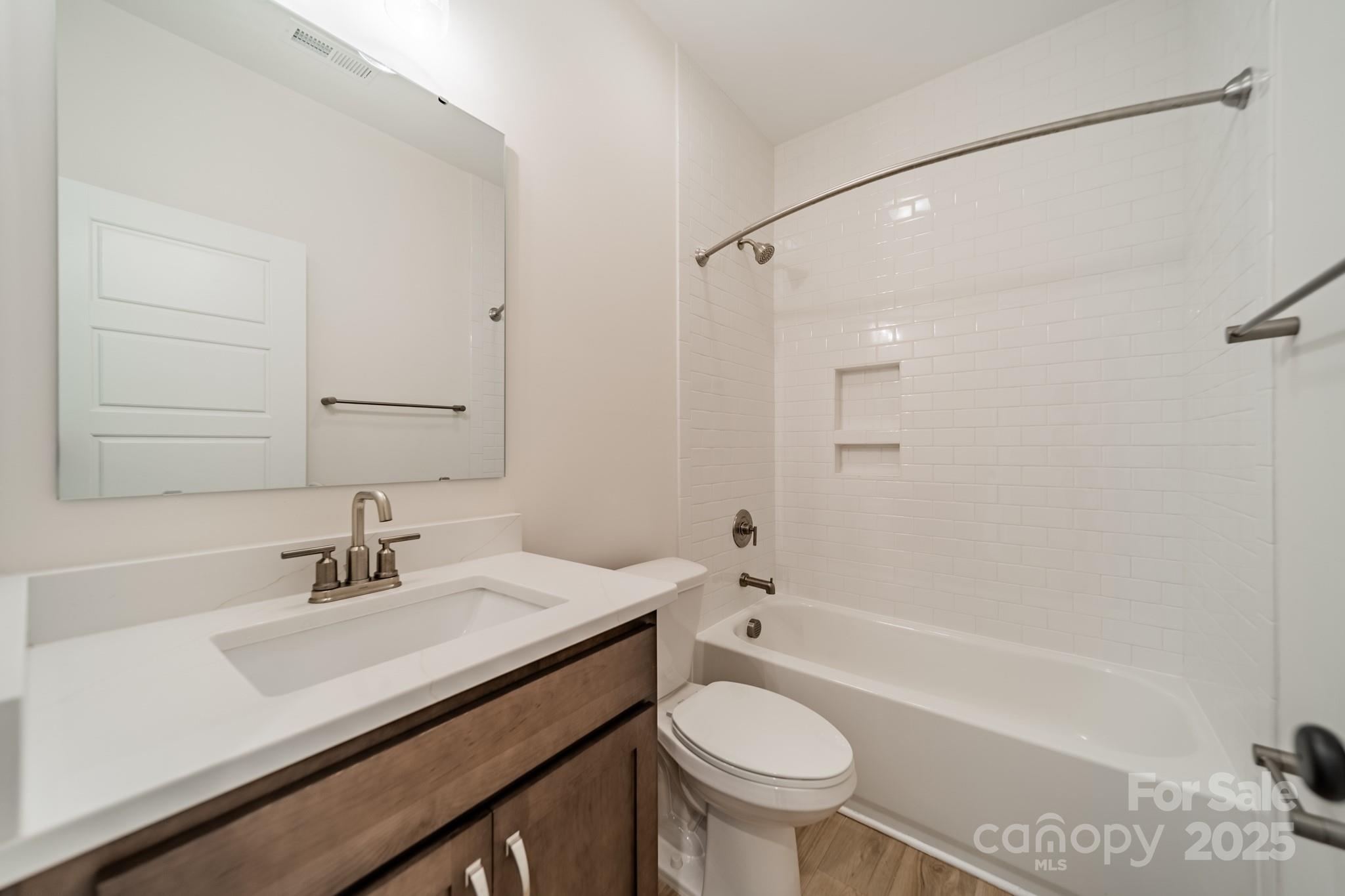3918 Dahlia Drive 15