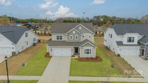 3918 Dahlia Drive 15 Harrisburg NC 28075