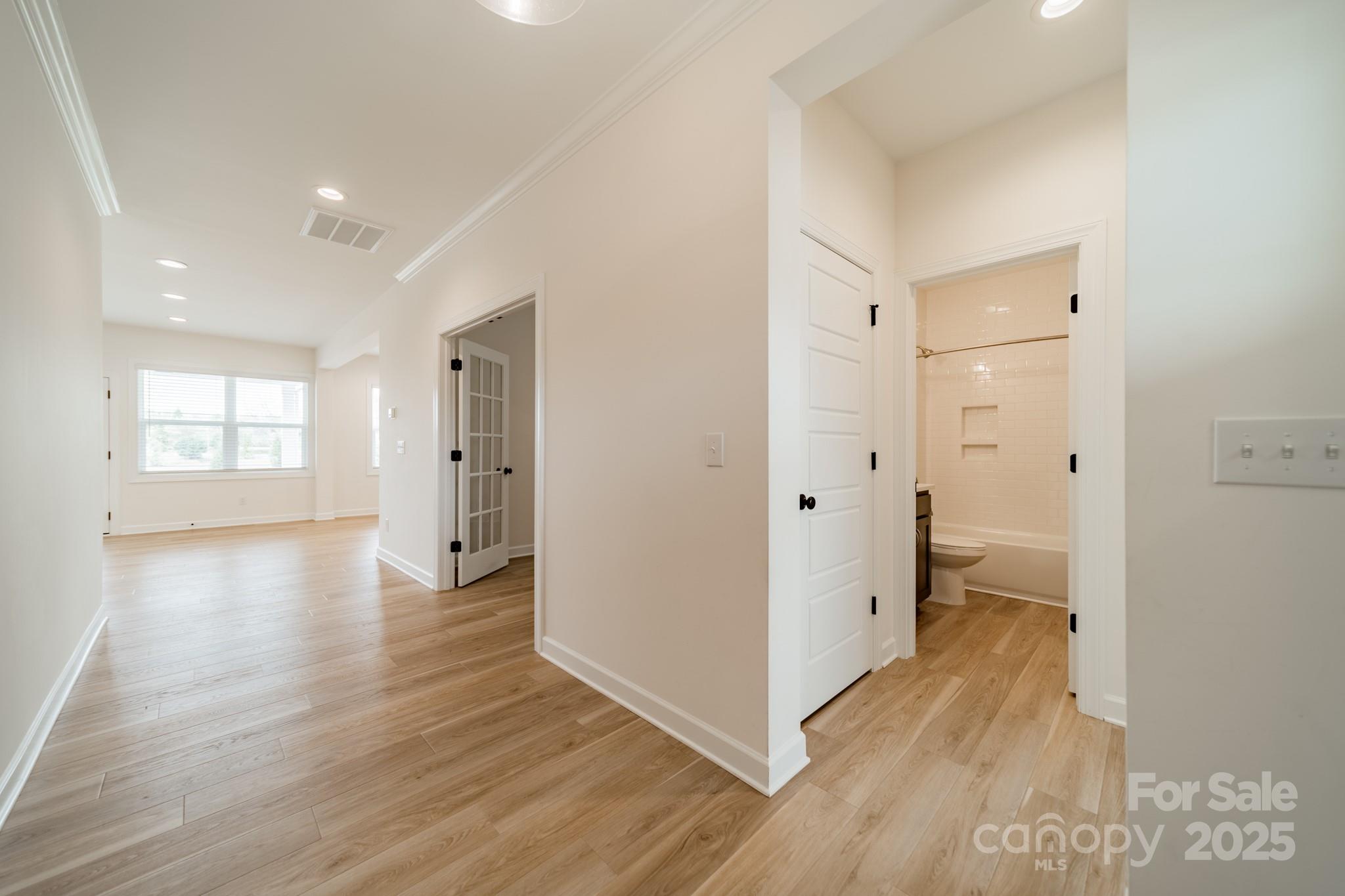 3918 Dahlia Drive 15