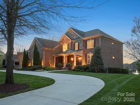 5005 Autumn Blossom Lane Waxhaw NC 28173