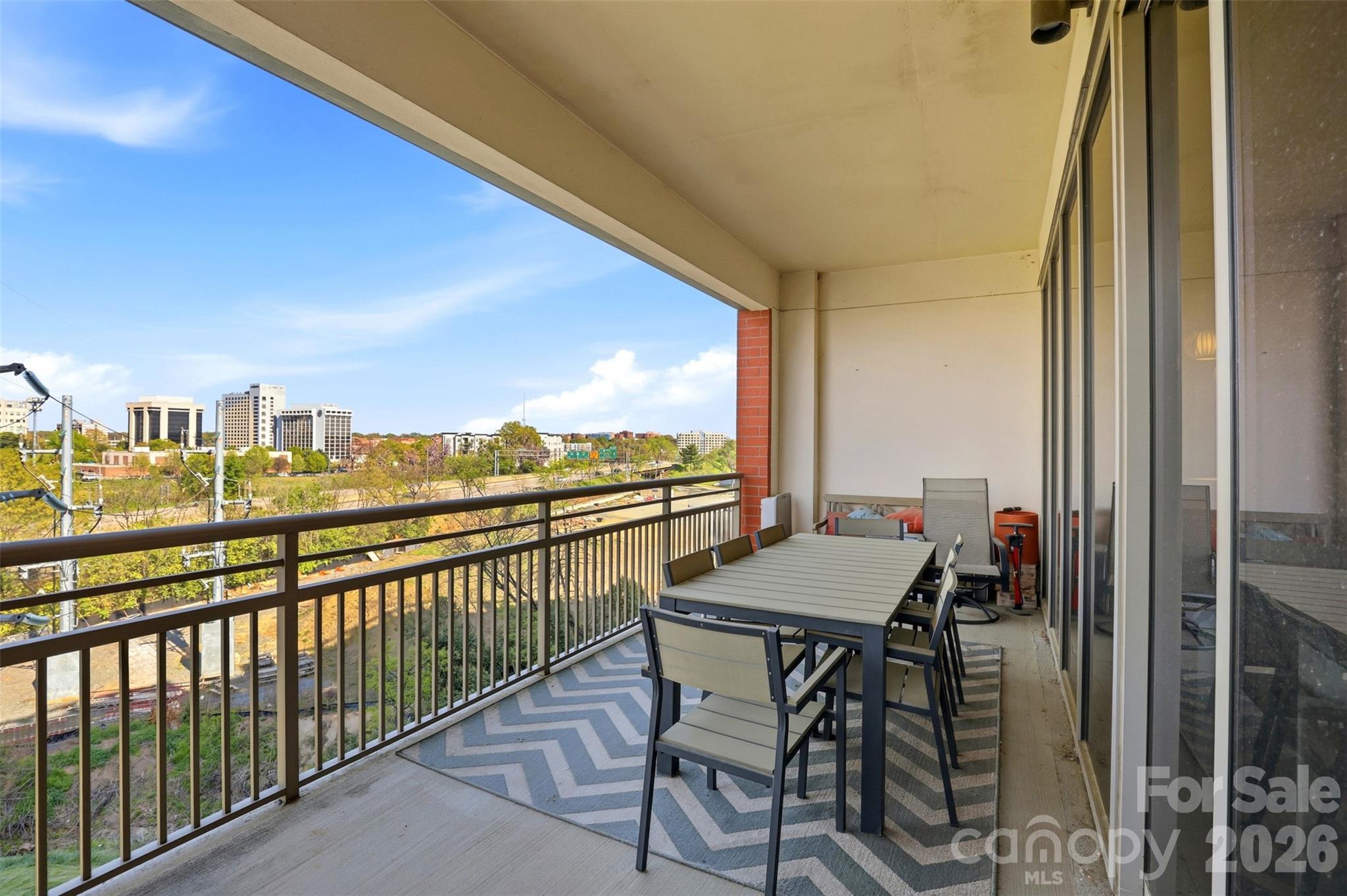 Royal Court - Residential