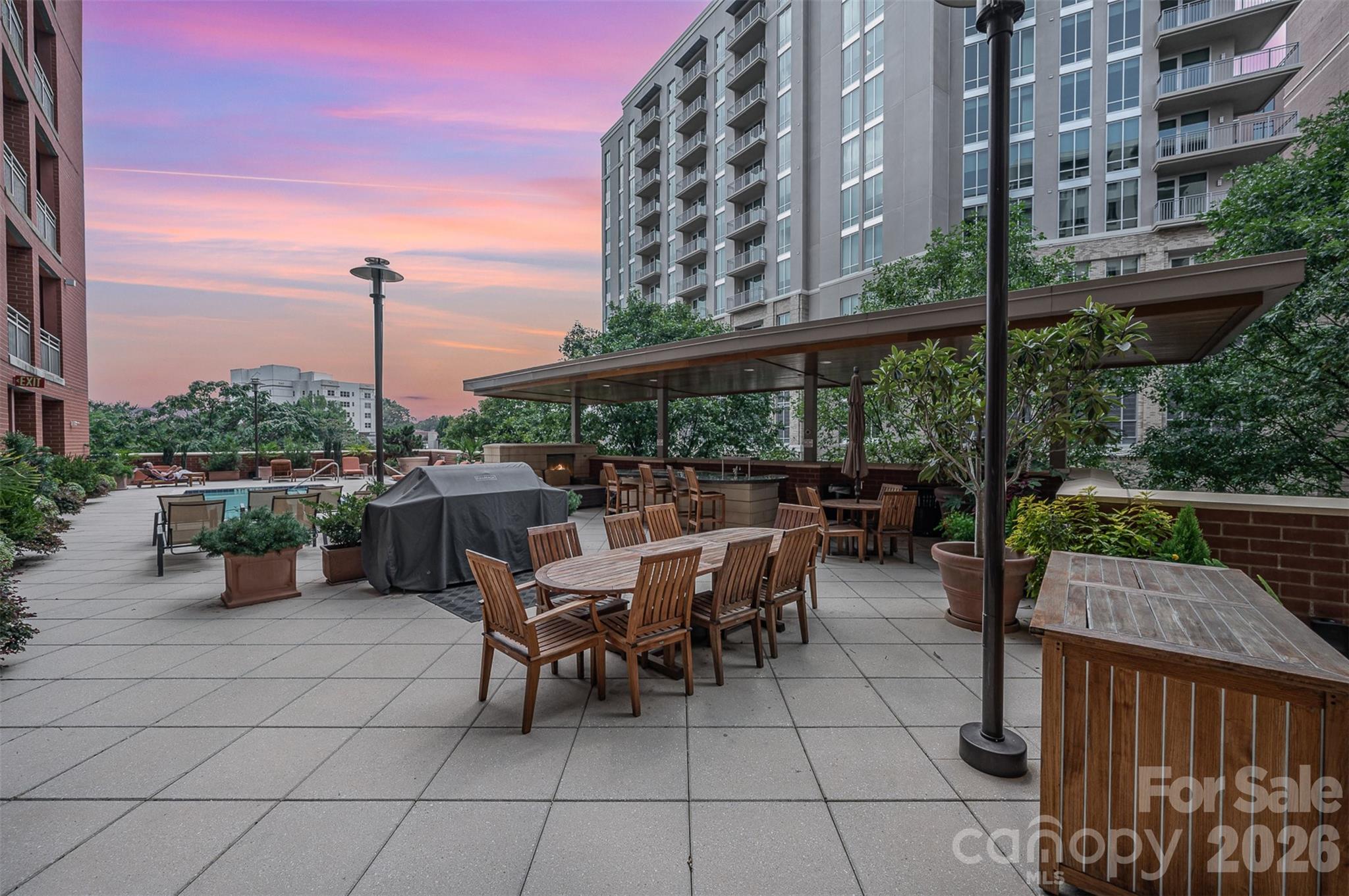 Royal Court - Residential