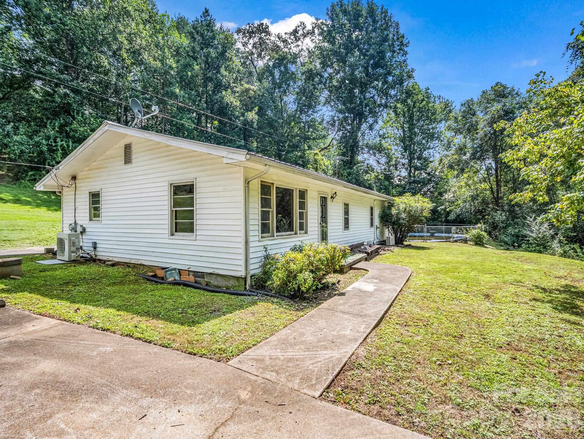2957 NC Highway 226 Highway