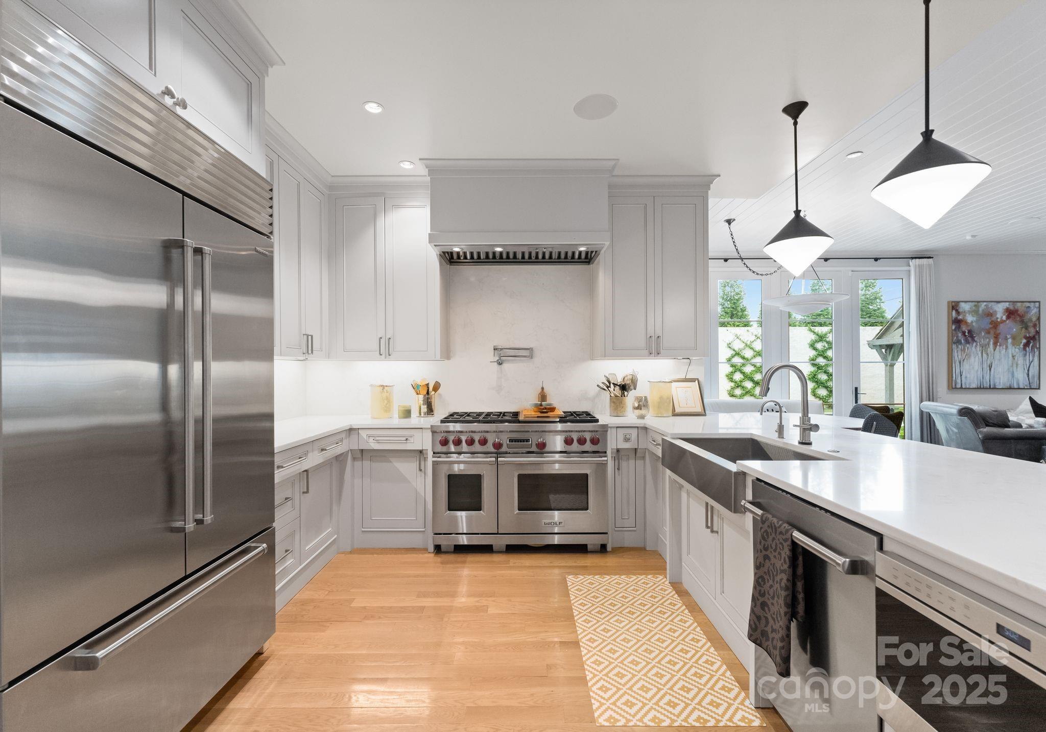 Kenwood Sharon Lane - Residential