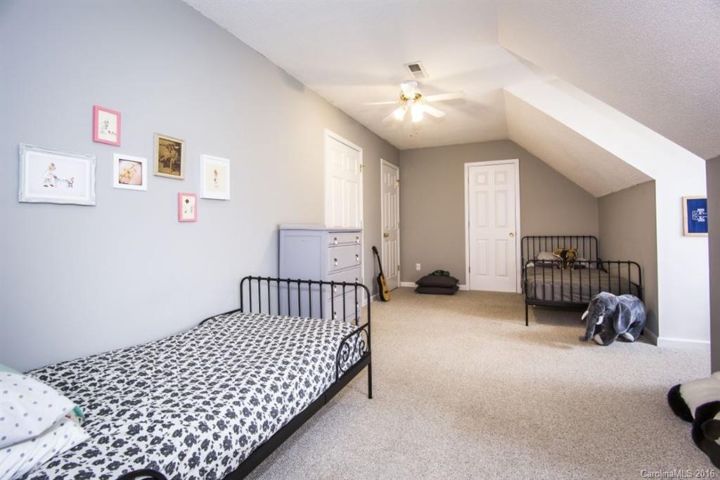 Meadow Ridge - Residential